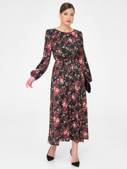 Платье с фигурным вырезом Новый год