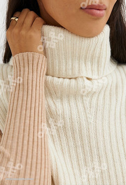 Воротник манишка из 100% монгольской шерсти