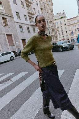 BRUSHED EFFECT KNIT SWEATER - Zara фото 5