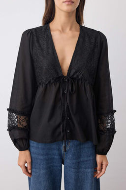 Ekru Dantelli Baglamal? V Yaka Dokuma Bluz TWOAW26BZ00053 - Trendyolmilla фото 3