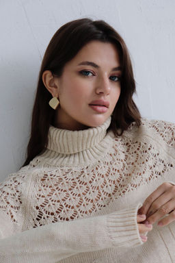 10294 Свитер с ажурной кокеткой бежевый - Martichelli фото 28