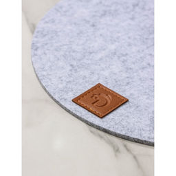 Салфетка сервировочная на стол Доляна Грэй, d=30 см, толщина 4 мм, цвет серый  фото 4