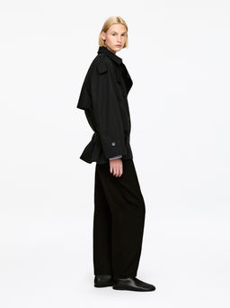 Chaqueta estilo trench