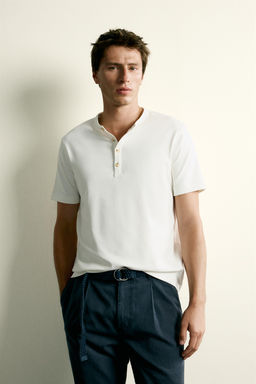 CAMISETA REGULAR FIT CUELLO PANADERO / Blanco roto - Zara фото 2