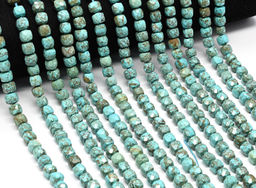 Бусины из бирюзы кубик гр.7мм, 38см, 55 бусин Радуга камня