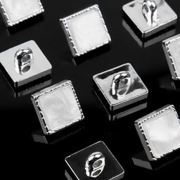 Цена за 4 шт. Пуговицы на ножке, пластиковые, 13×13 мм, набор 10 шт., цвет серебряный