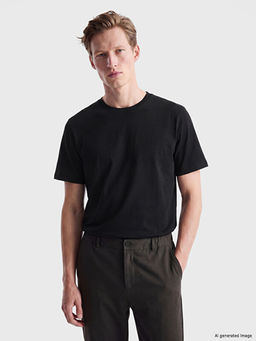 Regular Fit Basic Erkek Dry Touch Ti??rt