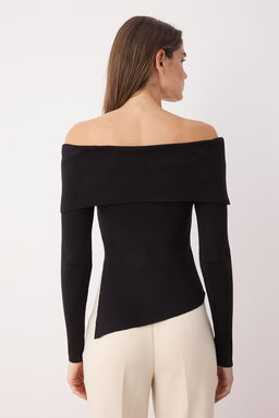 Siyah Premium Iplik/Ozel Iplik Carmen Yaka Triko Kazak TWOAW26KZ00064