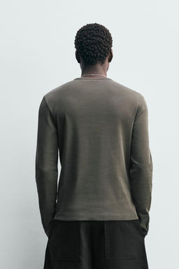 REGULAR FIT STRUCTURED T-SHIRT - Zara фото 3