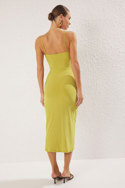 TRENDYOLMILLA Yag Yesili Ask?l? Degaje Yaka Vucuda Oturan Esnek Maxi Orme Elbise TWOSS25EL00368  фото 4