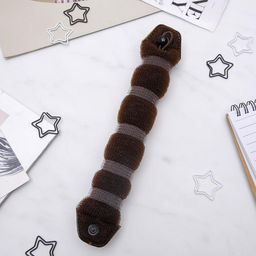 Цена за 12 шт. Валик с креплением и резинкой для создания пучка, 5×22.5 см, коричневый