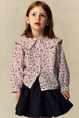 Blusa con cuello marinero