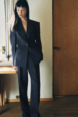 BLAZER ENTALLADA ESPIGA LINO 100% / ?ndigo