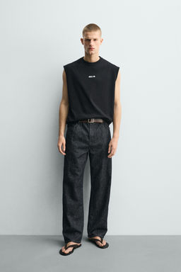 CAMISETA TANK RELAXED FIT GR?FICO CUADRO / Negro