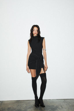 SHORT DRESS WITH TIE AND TOPSTITCHING