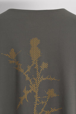 CAMISETA T?CNICA RUNNING MANGA LARGA GR?FICO / Gris medio - Zara фото 9