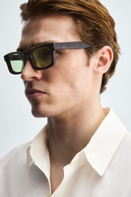 RECTANGULAR SUNGLASSES