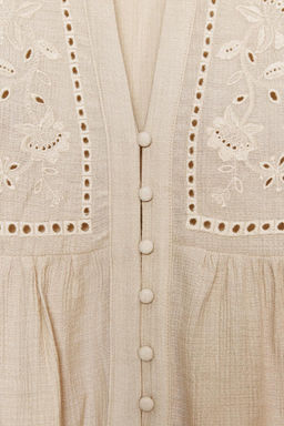SHORT BLOUSE WITH CUTWORK EMBROIDERY - Zara фото 12