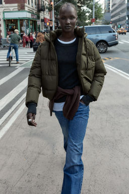 SHORT HOODIE WATER AND WIND PROTECTION ANORAK