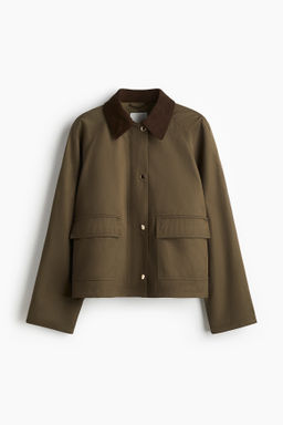 Chaqueta con cuello de pana