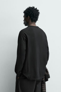 CAMISETA CUELLO PANADERO / Negro - Zara фото 3