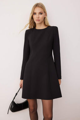 Siyah Etegi Volanl? Duz K?sa / Mini Dokuma Elbise TWOAW26EL00184