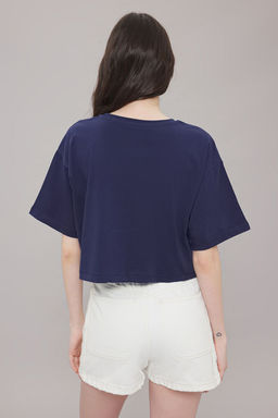 TRENDYOLMILLA Lacivert %100 Pamuk Relaxed/Rahat Kal?p Crop Bask?l? Orme T-Shirt TWOSS25TS00080 фото 4