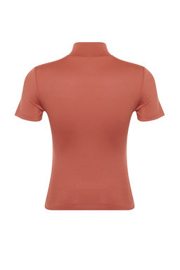 Tarc?n Fitted/Vucuda Oturan Fermuarl? Yaka K?sa Kollu Esnek Orme Bluz TWOSS24BZ00489