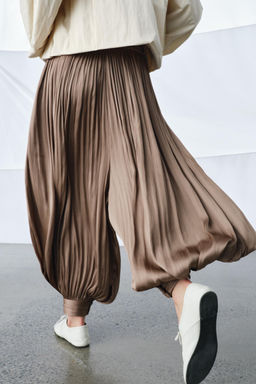 PANTAL?N VOLUMEN PLISADO ZW COLLECTION / Marr?n - Zara фото 3