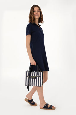 Kad_n Lacivert _anta Sepette S_rpriz _ndirim