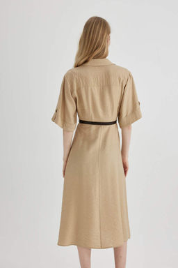Платье миди с воротником-рубашкой, рукавом до половины и поясом - Defacto фото 4