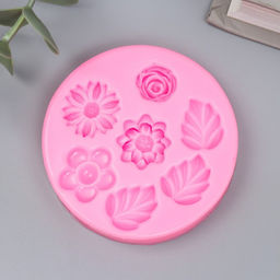 Молд силикононовый «Цветочки и листочки» 6,8 х 6,8 х 1 см