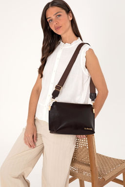 Kad_n Bordo _anta Sepette S_rpriz _ndirim