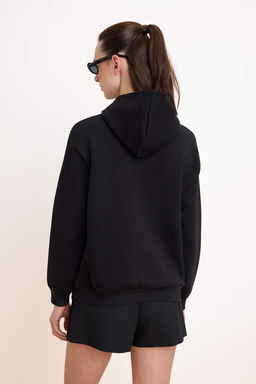 Siyah Kal?n Ici Polarl? Slogan Standart Kal?p Kapusonlu Orme Sweatshirt TWOSS26SW00008