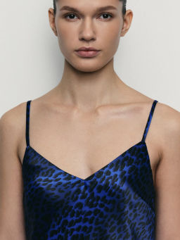 Атласное платье миди на бретелях / Zarina  фото 5