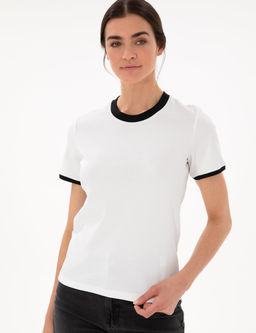 Beyaz Slim Fit Ti__rt