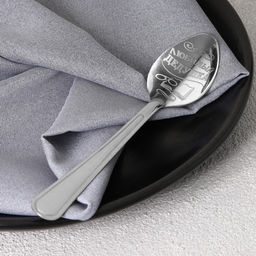 Ложка с гравировкой сувенирная на открытке Любимый дедушка - Семейные традиции фото 2