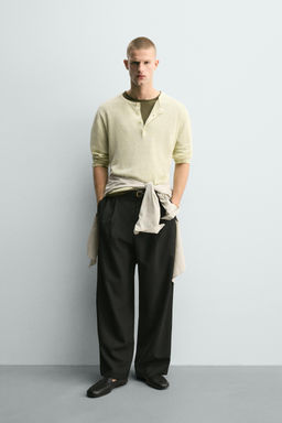 PANTAL?N RELAXED FIT PLIEGUES / Negro