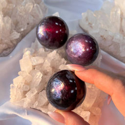 Шар из Лепидолита