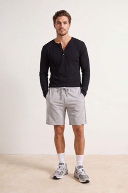 Gri Regular Fit Yan_ Biyeli _rme _ort & Bermuda TMNSS26SR00036