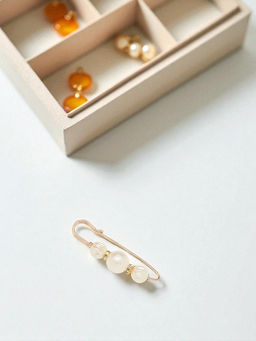 Булавка Зефир 7 см, белая в золоте