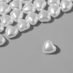 Бусины пластиковые на нити «Жемчуг», сердце 0.6×0.6×0.5 см, набор 180 шт, цвет белый