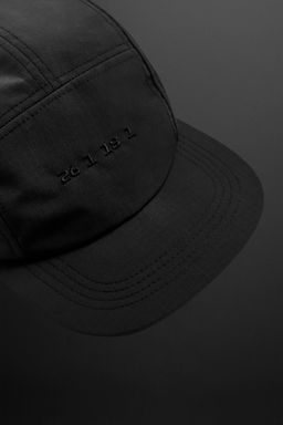 EMBROIDERED TECHNICAL CAP - Zara фото 4