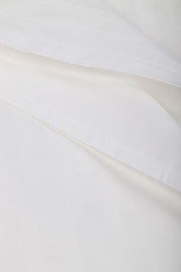 Простыня Страйп/Сатин 135 гр/м2 Белый (полоса вдоль) Евромакси (220х235) - Амавес-текстиль фото 3