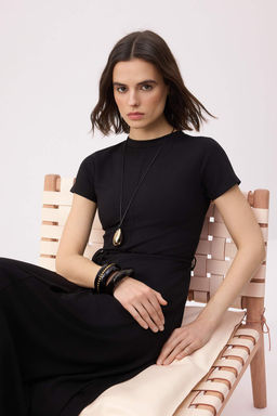 Siyah Duz Shift Bisiklet Yaka Standart Kol K?sa Midi Soft Touch Orme Elbise TWOSS26EL00197