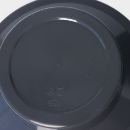 Кашпо для цветов на ножках «Флориан», 5.5 л (4.2 л), d=25 см, h=18.5 см, со вставкой, цвет графитовый