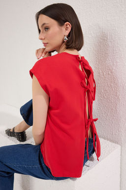 TRENDYOLMILLA Siyah %100 Pamuk Ay Kol Baglama Detayl? Bisiklet Yaka Orme T-Shirt TWOSS25TS00156