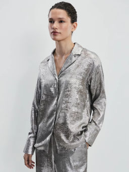 Блузка из блестящей ткани / Zarina