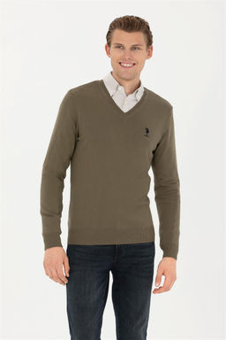 Мужской базовый свитер цвета хаки