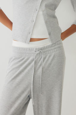 Pantal?n gofrado con cord?n de ajuste - H&m фото 8